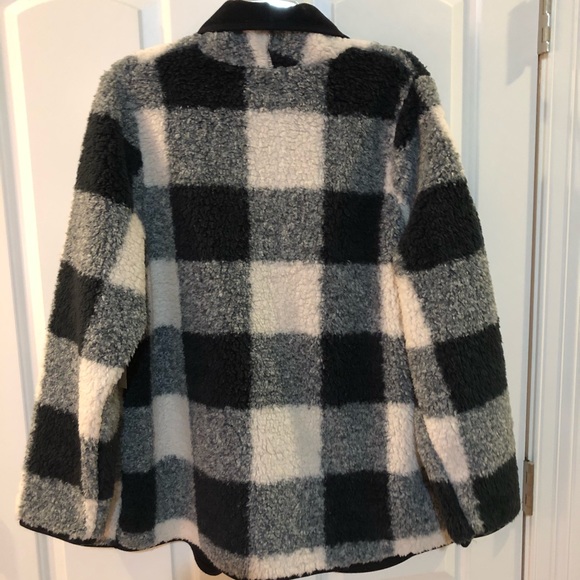 Black White Buffalo Check Sherpa Cardigan/Jacket - Picture 3 of 5